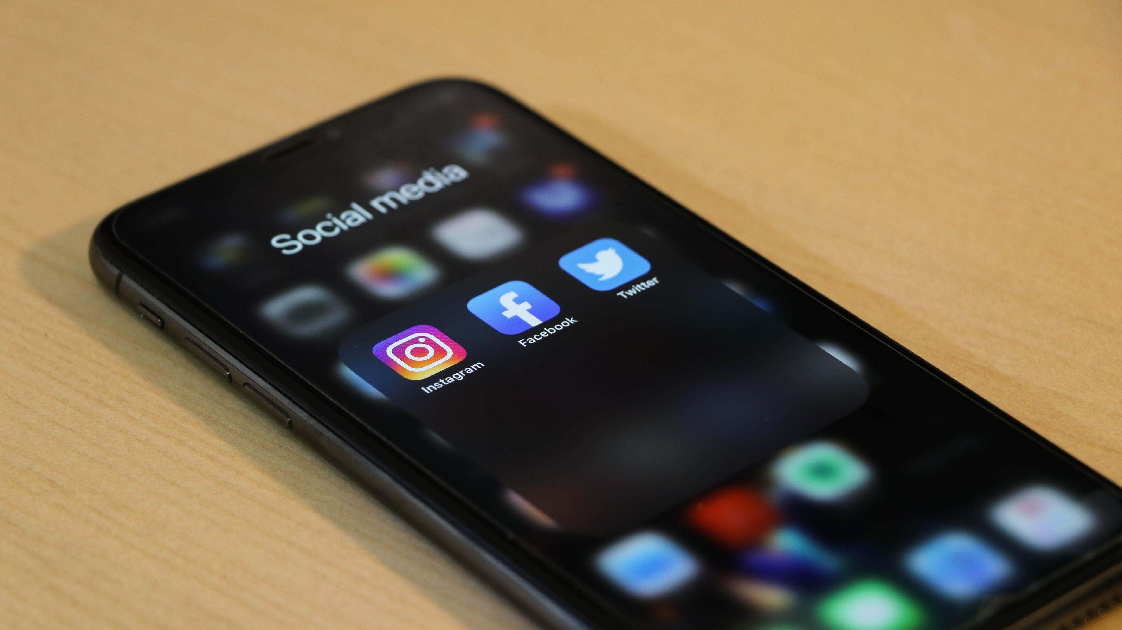 Roadmap to Get Your First or Next Client on Social Media